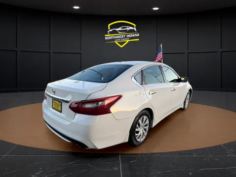 More photos of 2018 NISSAN ALTIMA 2.5 S at NWI AUTO FINANCE Valparaiso, IN