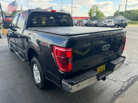 More photos of 2021 FORD F-150 SUPERCREW XLT at NWI AUTO FINANCE Valparaiso, IN