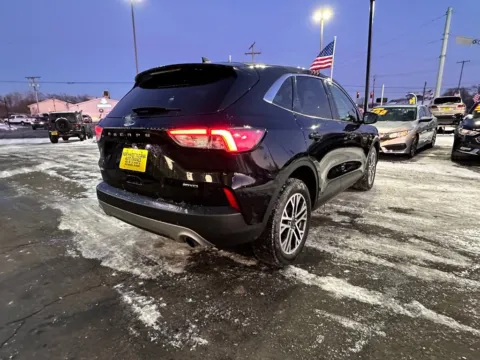 More photos of 2022 Ford Escape SEL at NWI AUTO FINANCE Valparaiso, IN
