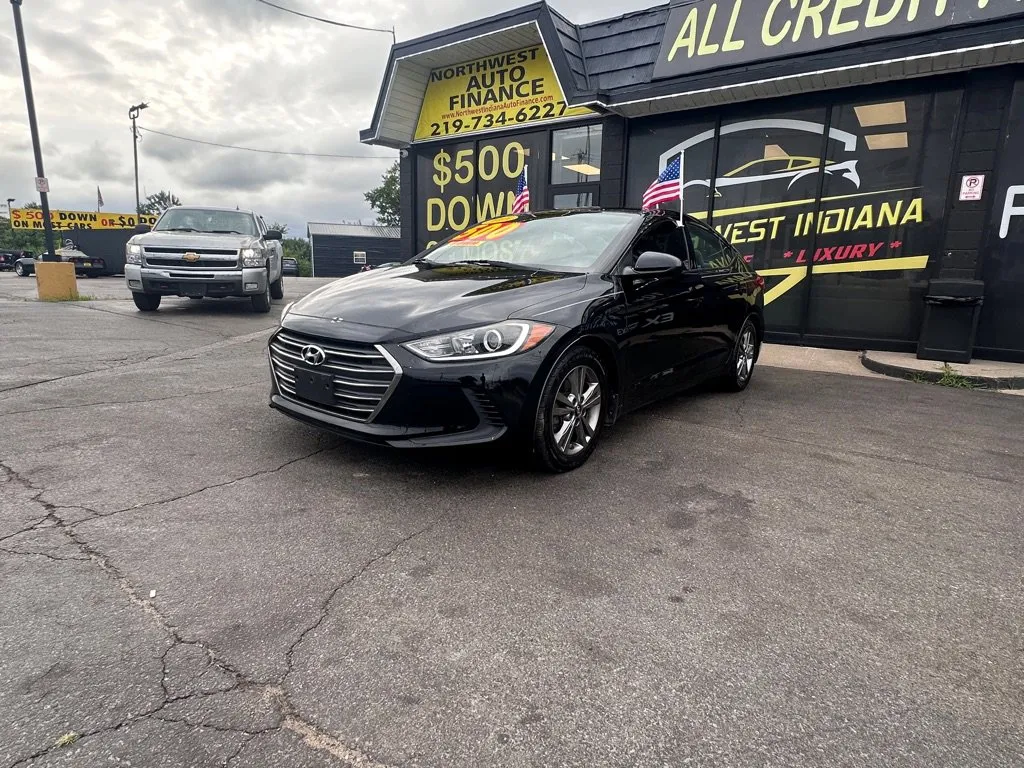 Black 2018 Hyundai Elantra SEL for sale in Valparaiso, IN