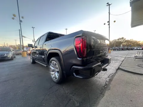 More photos of 2022 GMC SIERRA 1500 DENALI at NWI AUTO FINANCE Valparaiso, IN