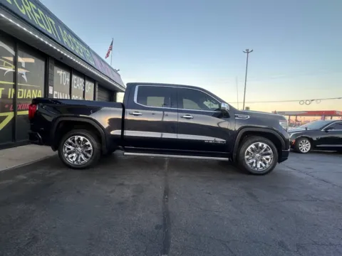 More photos of 2022 GMC Sierra 1500 Denali at NWI AUTO FINANCE Valparaiso, IN