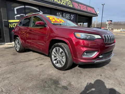 Another view of 2019 Jeep Cherokee Overland for sale in Valparaiso, IN at NWI AUTO FINANCE Valparaiso