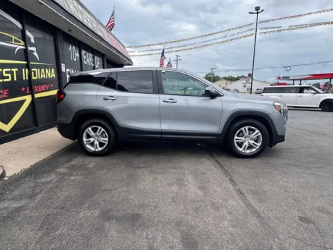 More photos of 2023 GMC Terrain SLE at NWI AUTO FINANCE Valparaiso, IN