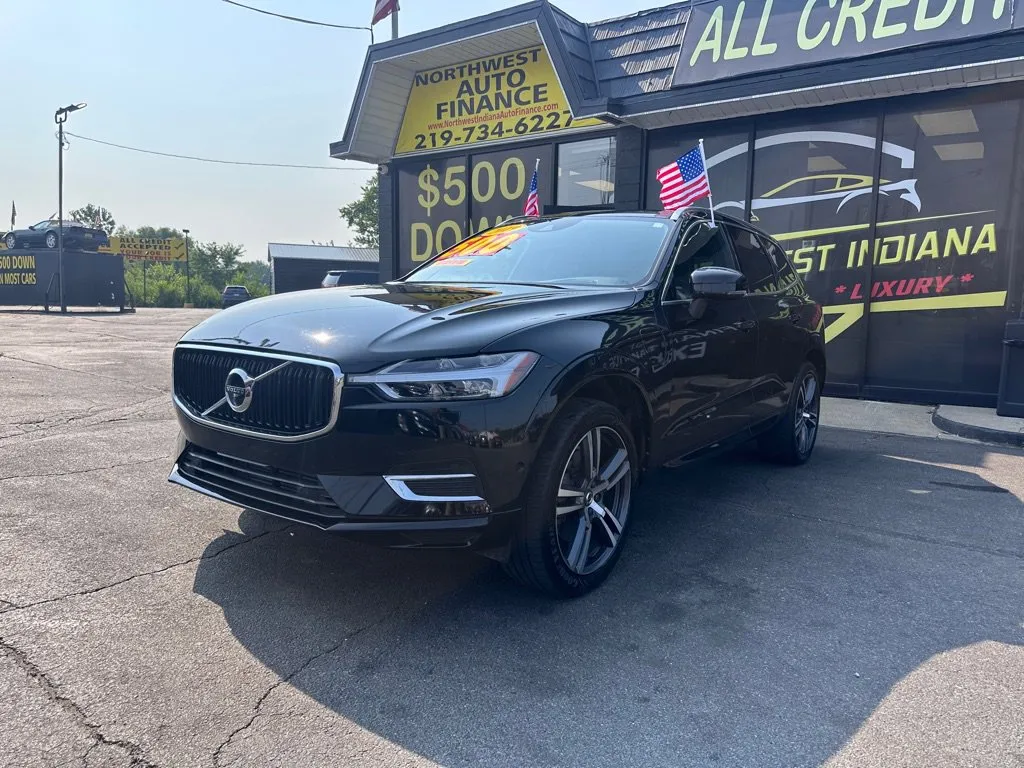 Black 2019 Volvo XC60 Momentum for sale in Valparaiso, IN