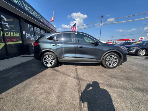 More photos of 2022 Ford Escape SEL at NWI AUTO FINANCE Valparaiso, IN