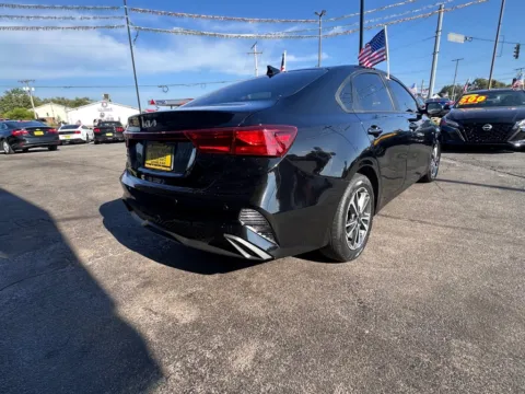 More photos of 2023 KIA FORTE LX at NWI AUTO FINANCE Valparaiso, IN