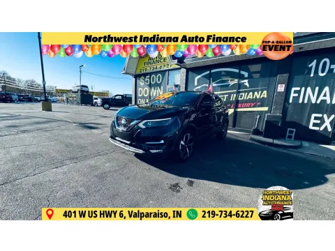 Black 2022 NISSAN ROGUE SPORT SL for sale in Valparaiso, IN