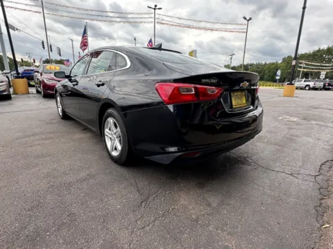 More photos of 2022 CHEVROLET MALIBU LS at NWI AUTO FINANCE Valparaiso, IN