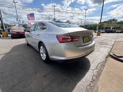 More photos of 2022 CHEVROLET MALIBU LT at NWI AUTO FINANCE Valparaiso, IN