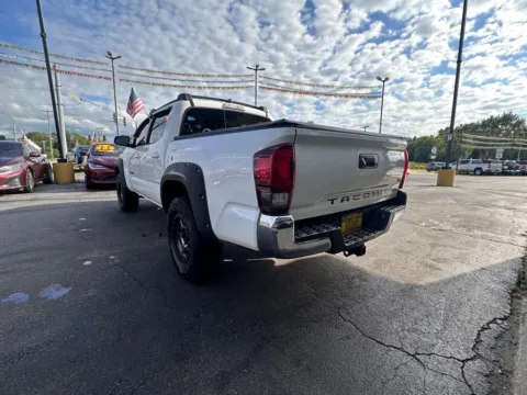 More photos of 2019 TOYOTA TACOMA SR5 DOUBLE CAB at NWI AUTO FINANCE Valparaiso, IN