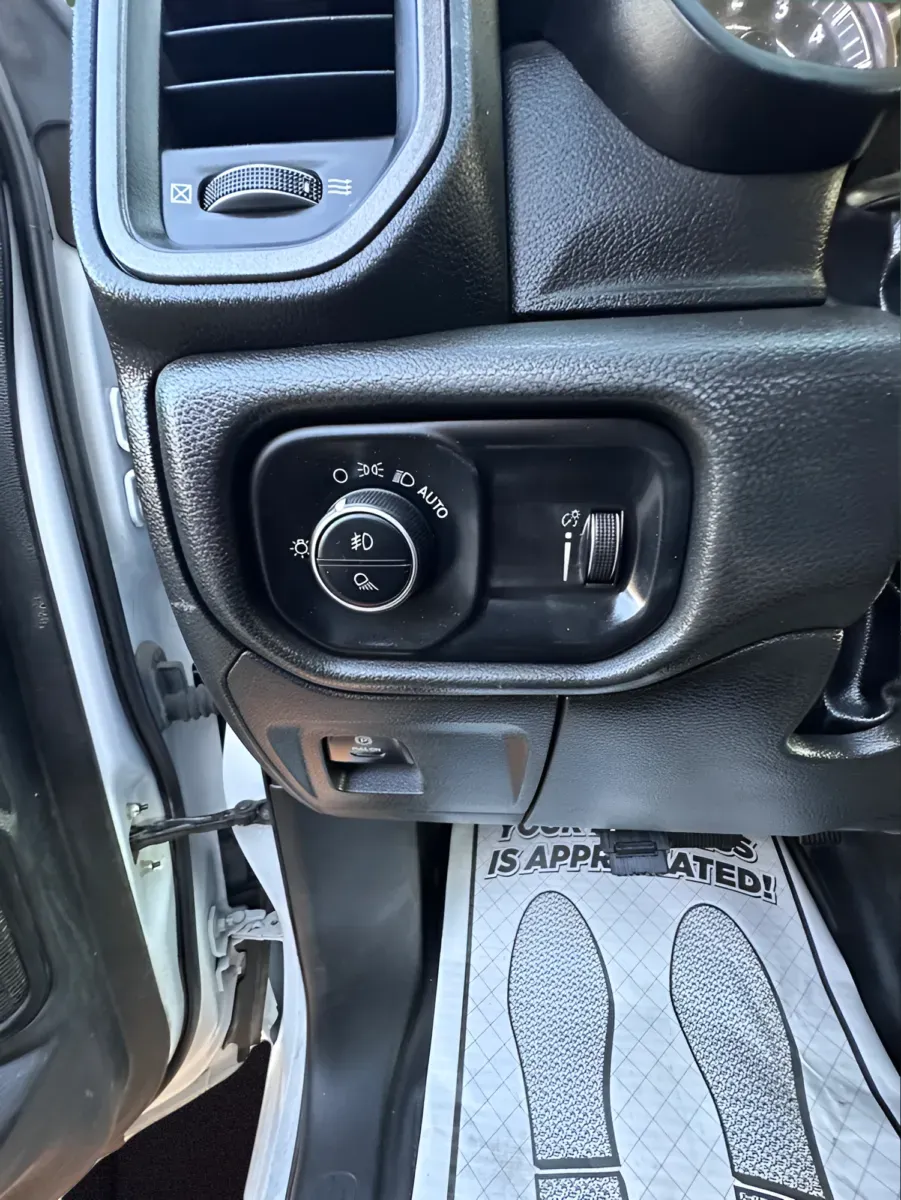 2022 RAM Ram 1500 Pickup Tradesman - Photo 15