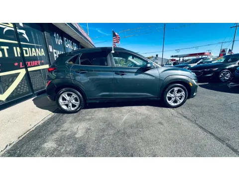 More photos of 2023 HYUNDAI KONA SEL at NWI AUTO FINANCE Valparaiso, IN