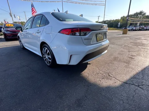 More photos of 2022 TOYOTA COROLLA LE at NWI AUTO FINANCE Valparaiso, IN