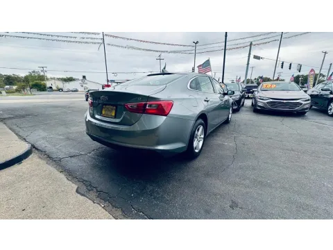 More photos of 2024 CHEVROLET MALIBU LT at NWI AUTO FINANCE Valparaiso, IN