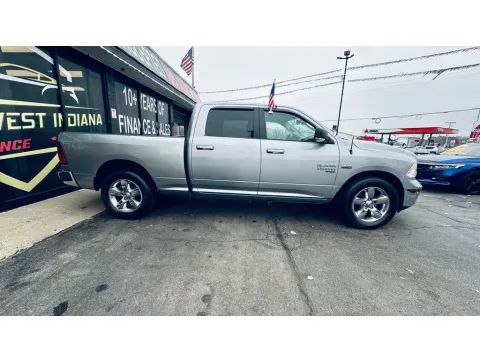 More photos of 2019 RAM 1500 CLASSIC SLT at NWI AUTO FINANCE Valparaiso, IN