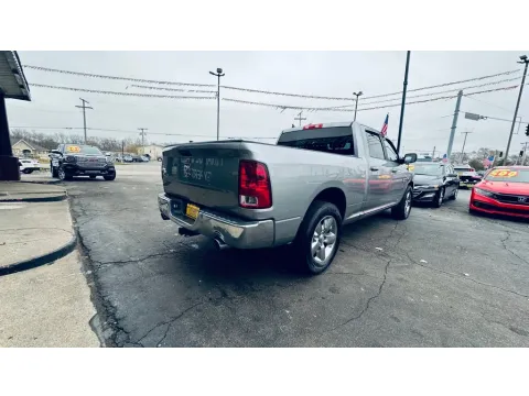 More photos of 2019 RAM 1500 CLASSIC SLT at NWI AUTO FINANCE Valparaiso, IN
