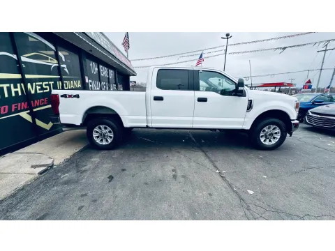 More photos of 2022 FORD F250 SUPER DUTY at NWI AUTO FINANCE Valparaiso, IN