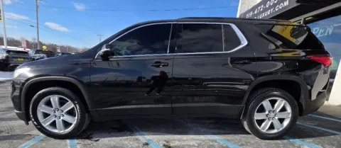 Another view of 2019 CHEVROLET TRAVERSE LT CLOTH for sale in Merrillville, IN at NWI Auto Luxury Merrillville