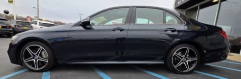 Another view of 2018 MERCEDES-BENZ E-CLASS E 300 for sale in Merrillville, IN at NWI Auto Luxury Merrillville