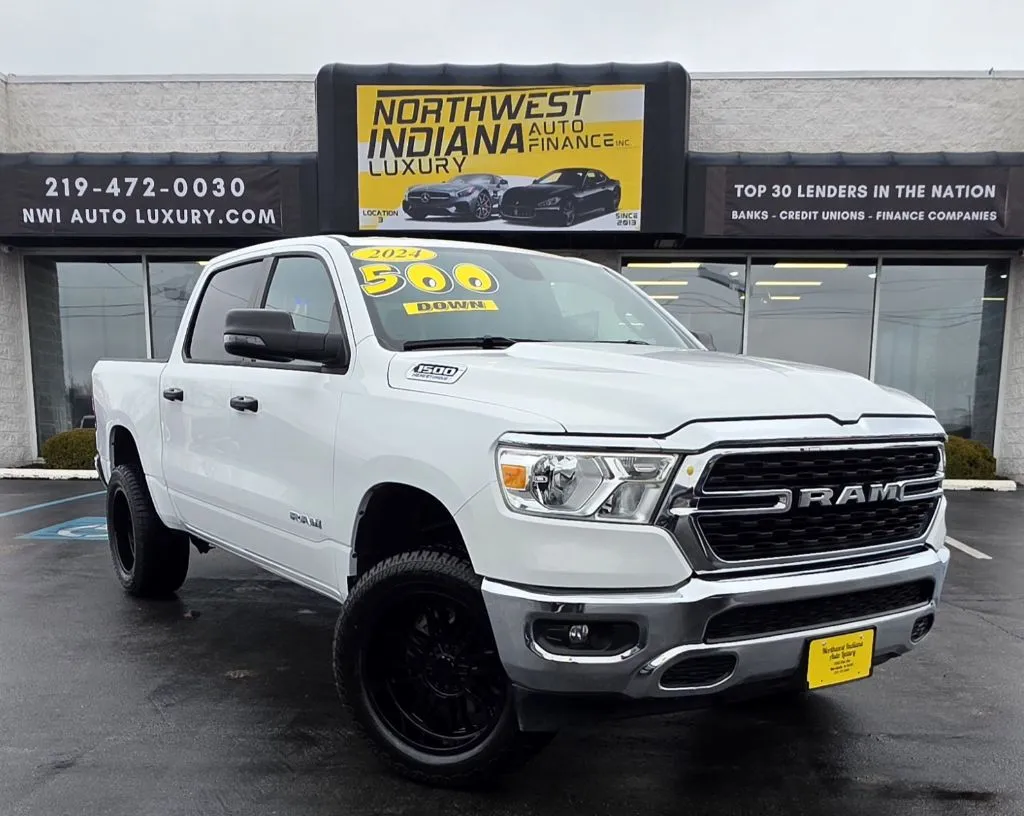 White 2024 RAM 1500 BIG HORN for sale in Merrillville, IN