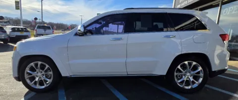 More photos of 2021 JEEP GRAND CHEROKEE SUMMIT at NWI Auto Luxury Merrillville, IN