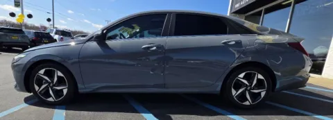 Another view of 2021 HYUNDAI ELANTRA LIMITED for sale in Merrillville, IN at NWI Auto Luxury Merrillville