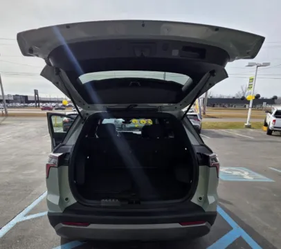 More photos of 2025 CHEVROLET EQUINOX LT at NWI Auto Luxury Merrillville, IN