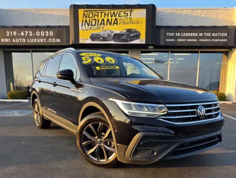 Black 2023 VOLKSWAGEN TIGUAN SE for sale in Merrillville, IN