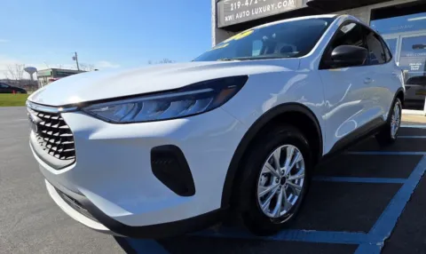 More photos of 2025 FORD ESCAPE ACTIVE at NWI Auto Luxury Merrillville, IN