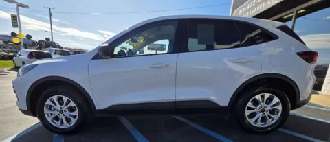 More photos of 2025 FORD ESCAPE ACTIVE at NWI Auto Luxury Merrillville, IN