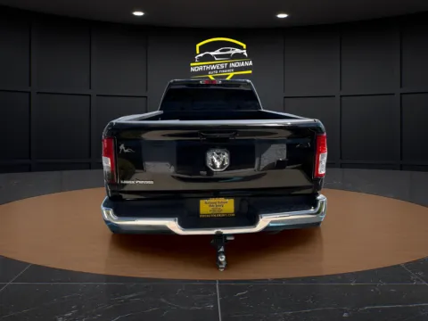 More photos of 2022 RAM 1500 BIG HORN at NWI Auto Luxury Merrillville, IN