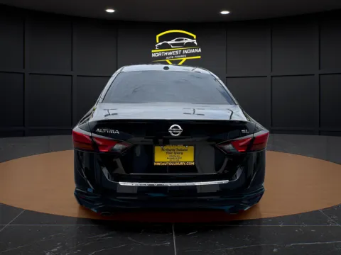 More photos of 2021 NISSAN ALTIMA 2.5 SL at NWI Auto Luxury Merrillville, IN