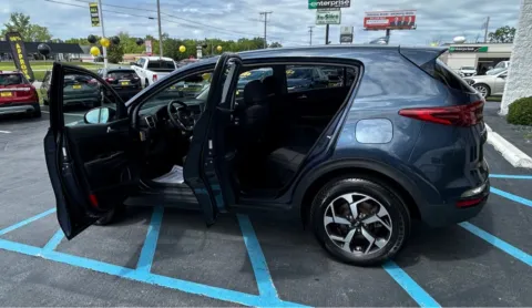 More photos of 2021 KIA SPORTAGE LX at NWI Auto Luxury Merrillville, IN