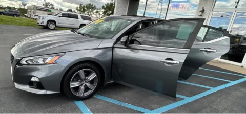 Photos of 2022 NISSAN ALTIMA 2.5 SL for sale in Merrillville, IN at NWI Auto Luxury Merrillville