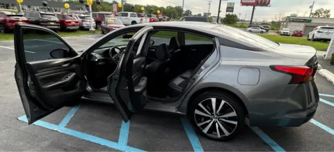 More photos of 2021 NISSAN ALTIMA 2.5 SR at NWI Auto Luxury Merrillville, IN