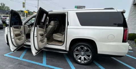 More photos of 2015 GMC YUKON XL DENALI at NWI Auto Luxury Merrillville, IN