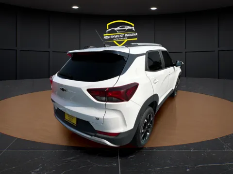 More photos of 2021 CHEVROLET TRAILBLAZER LT at NWI Auto Luxury Merrillville, IN
