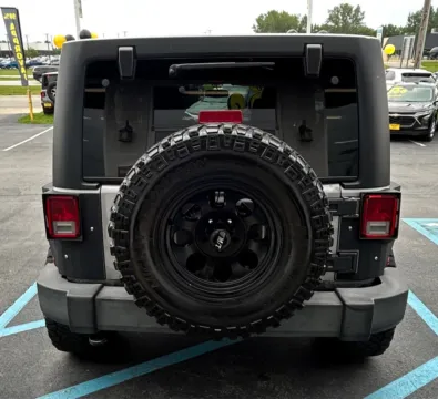More photos of 2016 JEEP WRANGLER UNLIMI RUBICON at NWI Auto Luxury Merrillville, IN