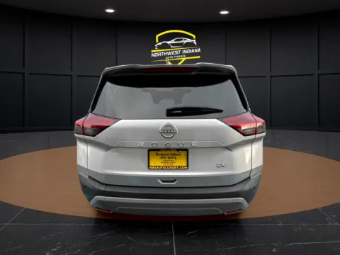 More photos of 2022 NISSAN ROGUE SV at NWI Auto Luxury Merrillville, IN