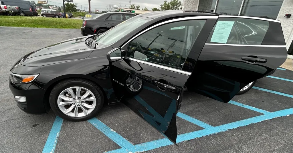 2025 CHEVROLET MALIBU LT for sale in Merrillville, IN