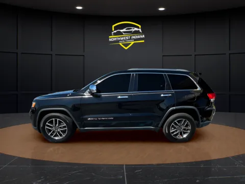Another view of 2019 JEEP GRAND CHEROKEE LIMITED for sale in Merrillville, IN at NWI Auto Luxury Merrillville