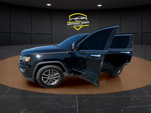 Photos of 2019 JEEP GRAND CHEROKEE LIMITED for sale in Merrillville, IN at NWI Auto Luxury Merrillville