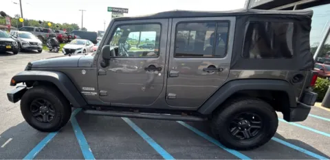 Another view of 2018 JEEP WRANGLER UNLIMI RUBICON for sale in Merrillville, IN at NWI Auto Luxury Merrillville