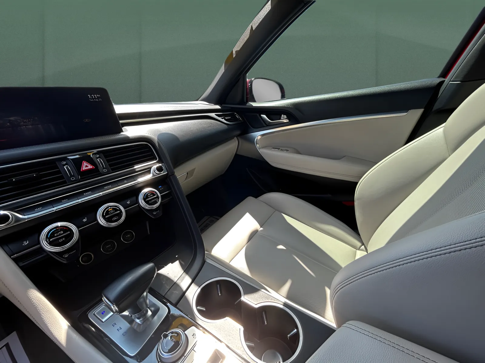 2022 GENESIS G70 Standard - Photo 23