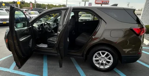 Another view of 2023 CHEVROLET EQUINOX LT for sale in Merrillville, IN at NWI Auto Luxury Merrillville