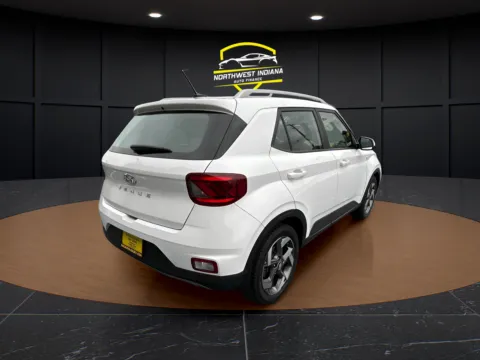 More photos of 2024 HYUNDAI VENUE SEL at NWI Auto Luxury Merrillville, IN