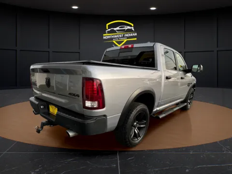 More photos of 2021 RAM 1500 CLASSIC SLT at NWI Auto Luxury Merrillville, IN