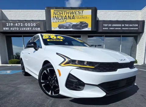 White 2023 KIA K5 GT-LINE for sale in Merrillville, IN