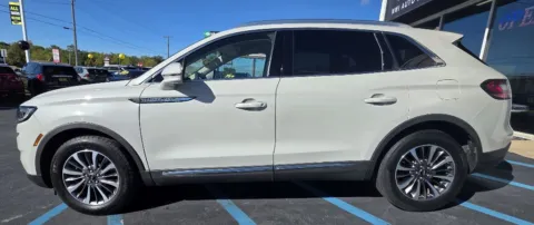 More photos of 2022 LINCOLN NAUTILUS STANDARD at NWI Auto Luxury Merrillville, IN